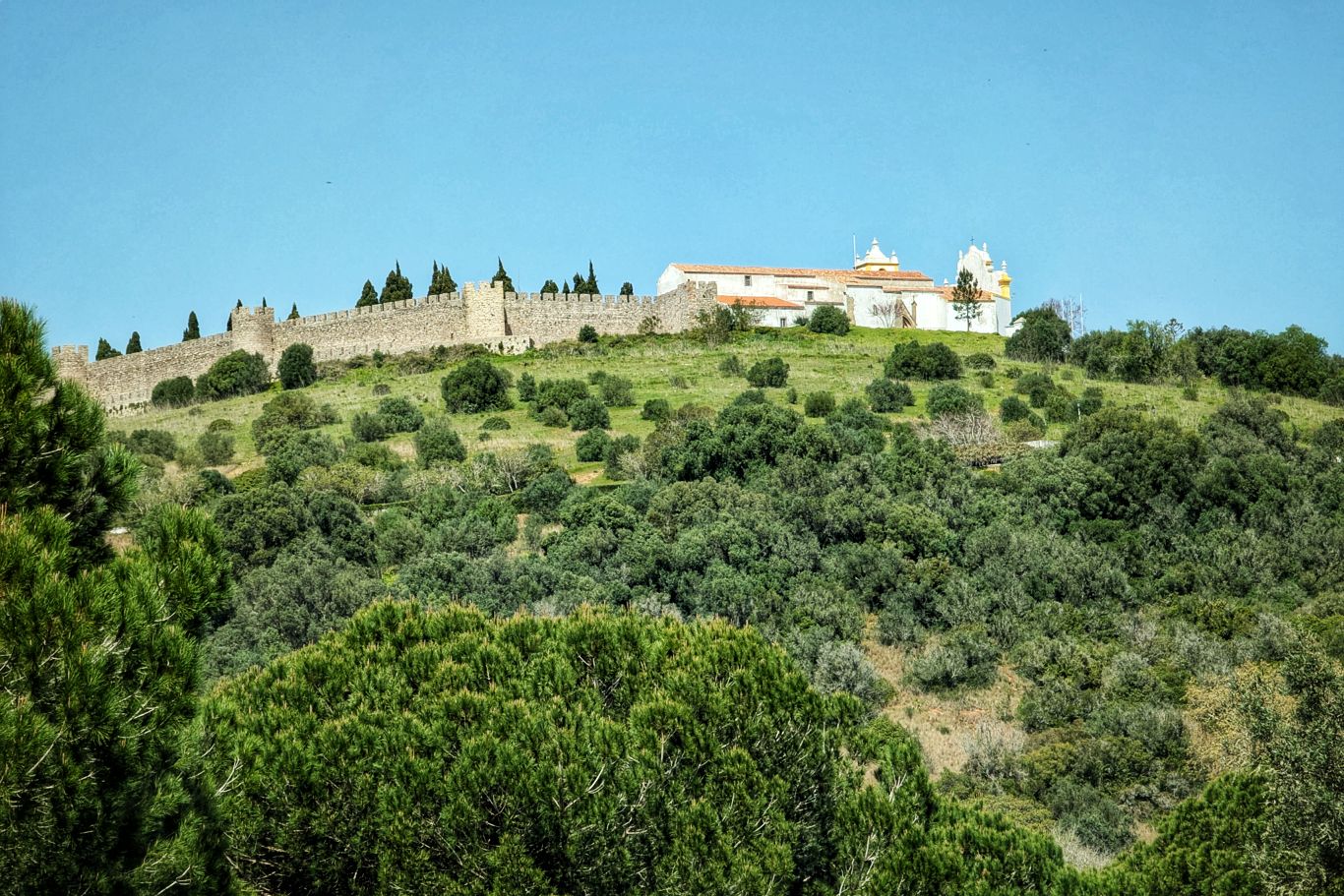 Historischer Weg: 10. Von Monte das Eguas nach Santiago do Cacem